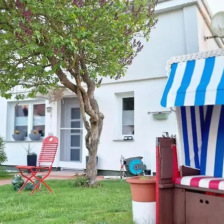 Charmantes Haeuschen Mit Garten Und Parkplatz Boltenhagen (Ostseebad)