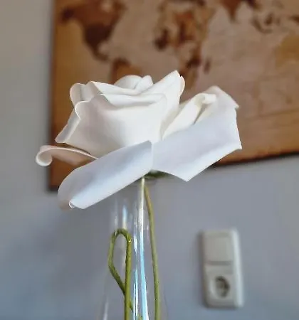 Apartmán Charmantes Haeuschen Mit Garten Und Parkplatz