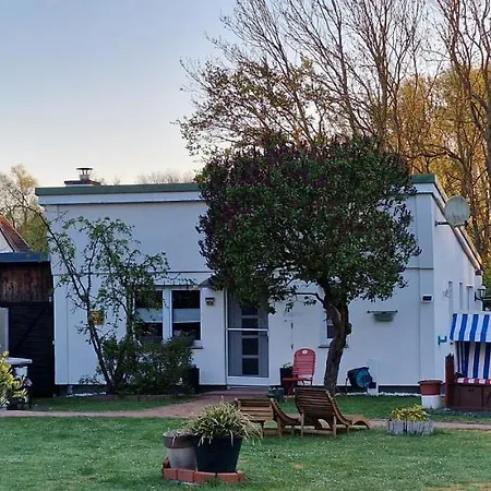 Charmantes Haeuschen Mit Garten Und Parkplatz Boltenhagen (Ostseebad)